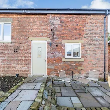 The Cottages At Ivy Farm By Charles Alexander Short Stay Lytham St Annes Exterior photo